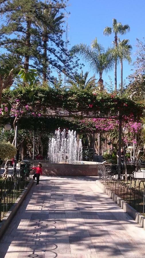 Apartamento Tranquilo Cerca De Buena Piscina Y Con Buen Aire Acondicionado Aguilas Luaran gambar