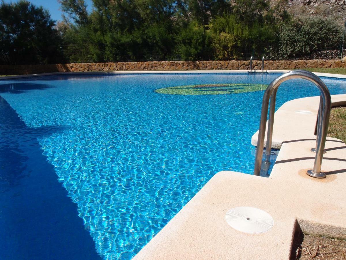 Apartamento Tranquilo Cerca De Buena Piscina Y Con Buen Aire Acondicionado Aguilas Luaran gambar