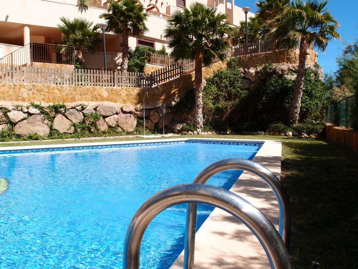 Apartamento Tranquilo Cerca De Buena Piscina Y Con Buen Aire Acondicionado Aguilas Luaran gambar